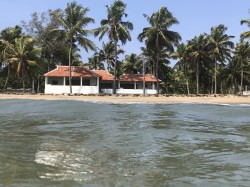 The house seen from the sea in Cherai