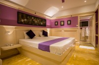 Calming Violet suite